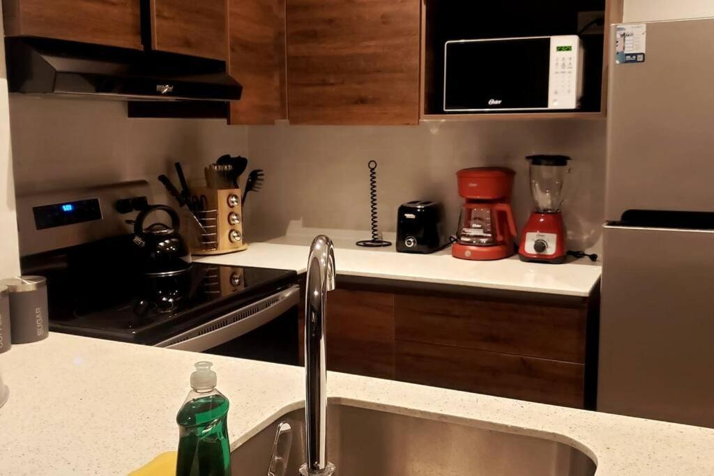 Torre Pamplona 409 -Nuevo Y Comodo- Apartamento Guatemala City ภายนอก รูปภาพ